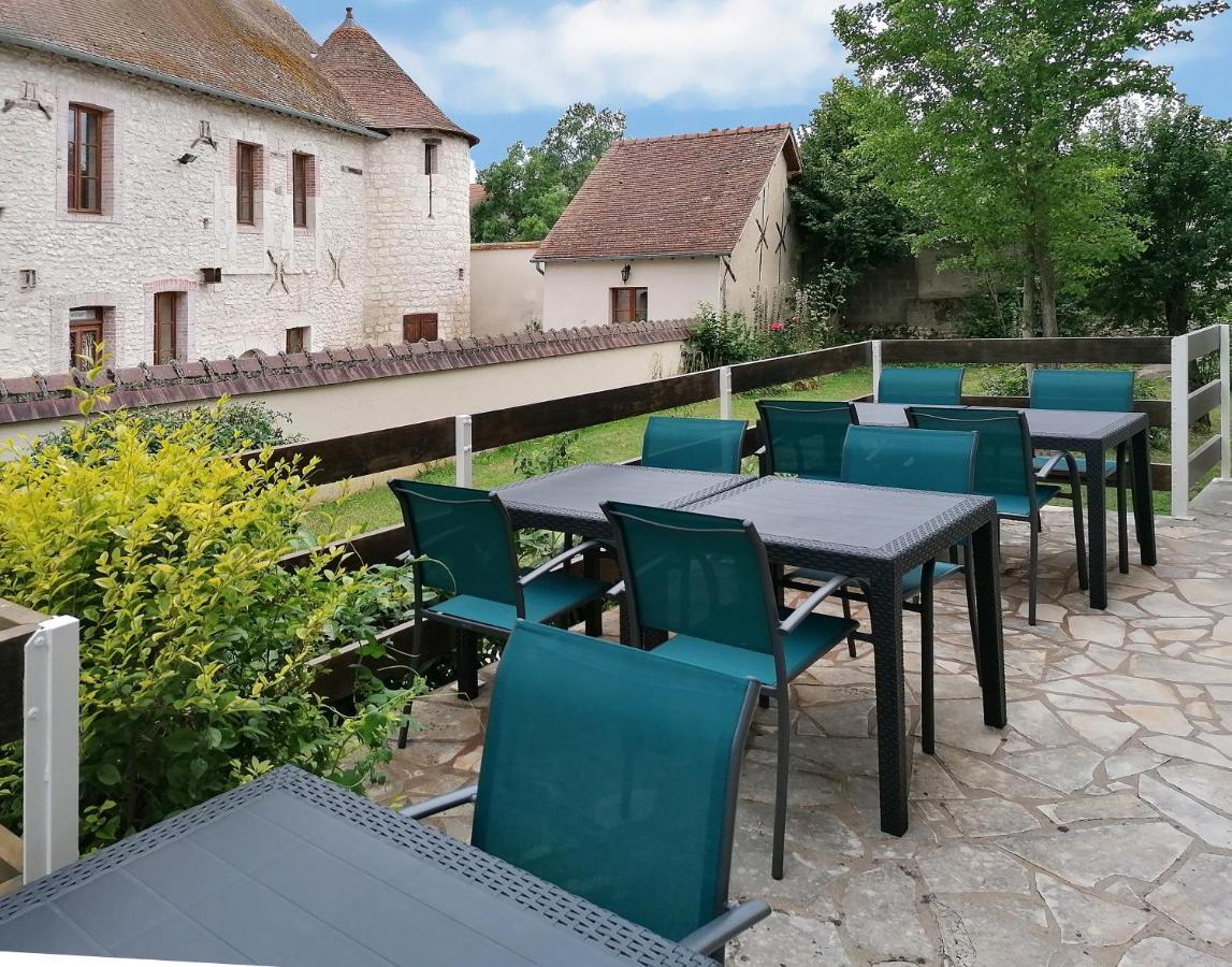 Hotel Le Dormeux Mehun-sur-Yevre Eksteriør bilde