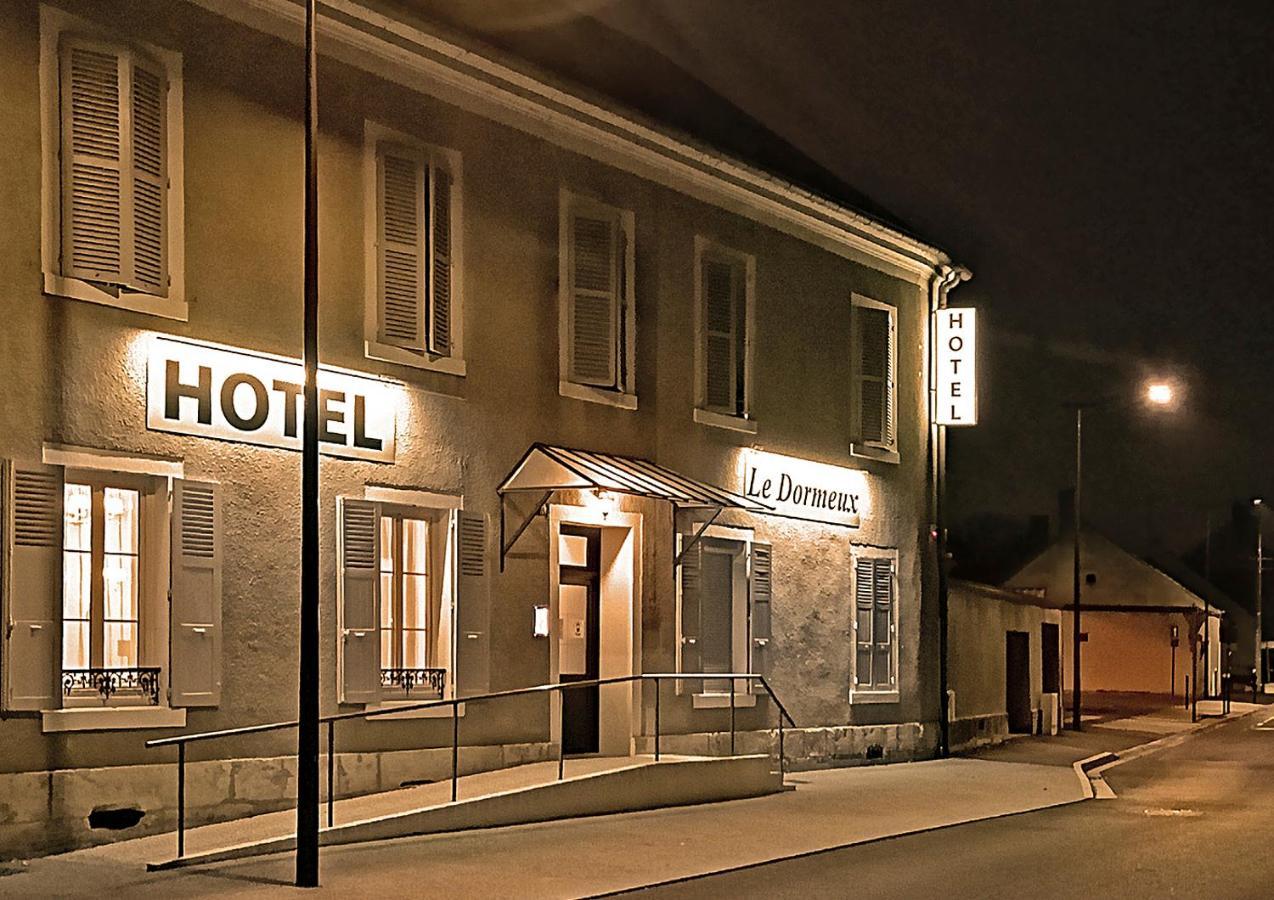 Hotel Le Dormeux Mehun-sur-Yevre Eksteriør bilde